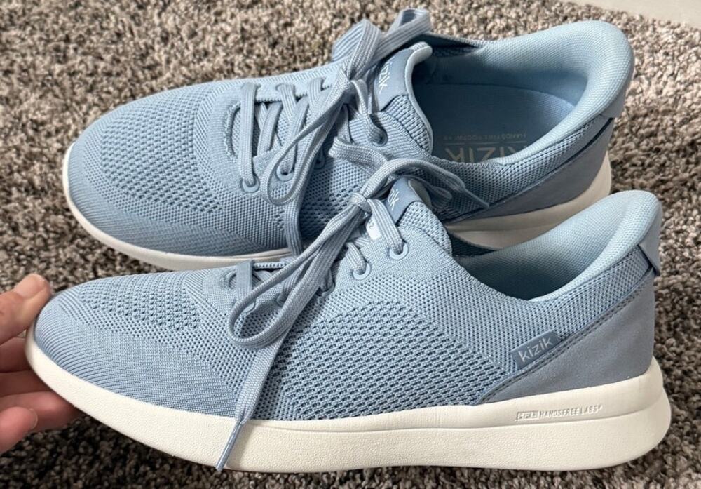 KIZIK Lima 2 soft chambray women's size 9